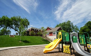 Rolling Hills apartments exterior